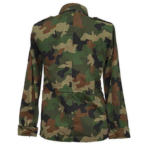 Chaqueta Pull&Bear Camuflaje- S